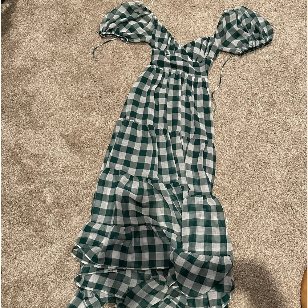 Green maxi dress